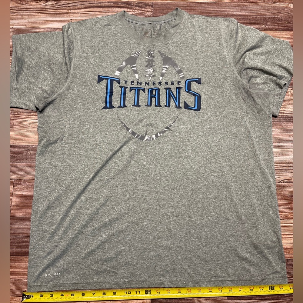 Nike Tennessee titans T-shirt XXL 2XL short sleeve BUNDLES AVAILABLE!